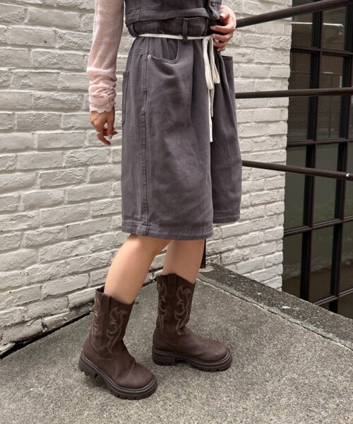 w closet(ダブルクローゼット)の「マルチWAYサロペット(その他パンツ・レディース・ブルー/イエロー/チャコールグレー/ピンク・FREE)」の7枚目の写真