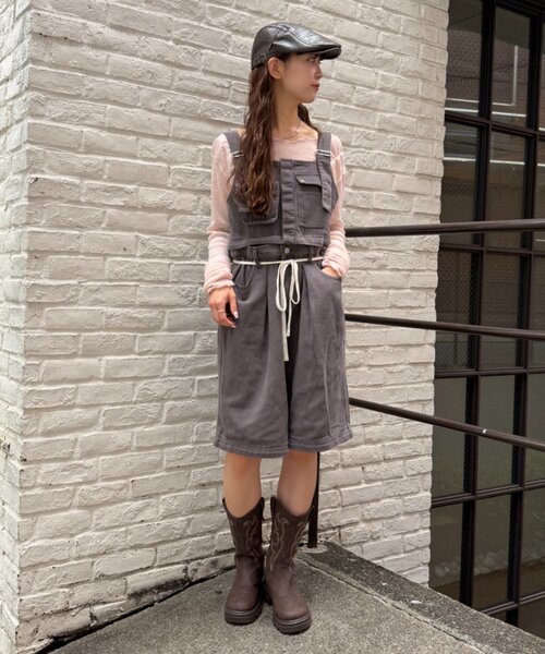 w closet(ダブルクローゼット)の「マルチWAYサロペット(その他パンツ・レディース・ブルー/イエロー/チャコールグレー/ピンク・FREE)」の10枚目の写真