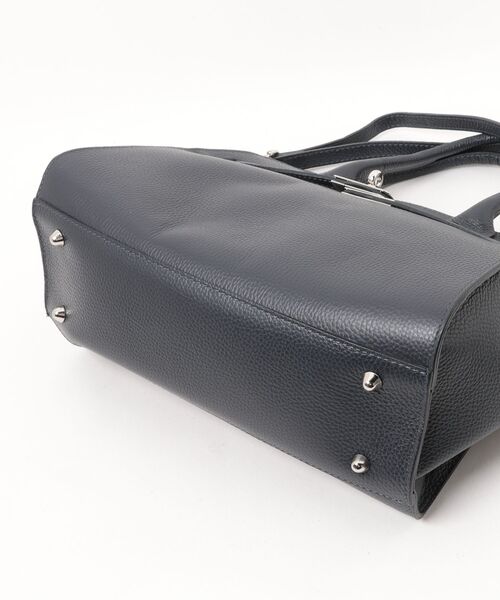 AULENTTI（オウレンティ）の「【AULENTTI/オウレンティ】2WAY ハンドバッグ　ショルダーバッグ　ファスナー（ショルダーバッグ・レディース・ネイビー/ダークブラウン/ブラック・FREE）」の21枚目の写真