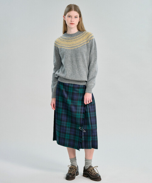 Morris & Sons(モリスアンドサンズ)の「MORRIS & SONS | ジーロンラム チャンキーノルディックセーター WOMEN(ニット/セーター・レディース・パープル系その他/グレー系その他/ホワイト系その他5・F)」の4枚目の写真