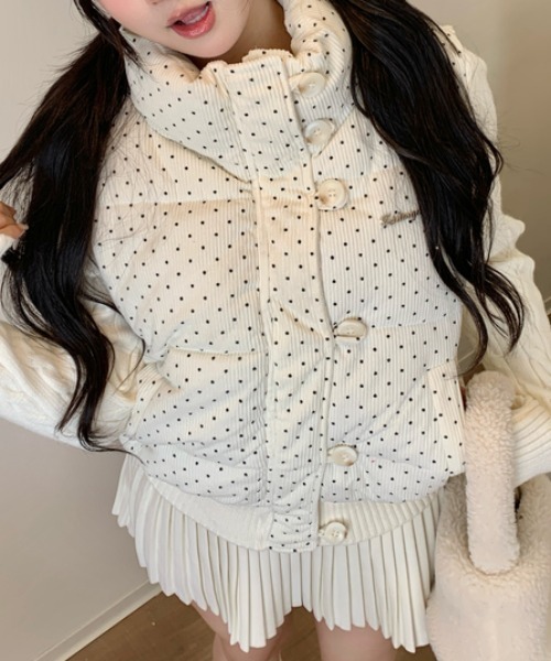 AMAJI（アマジ）の「ドット柄 ニット切替 中綿ブルゾン（ブルゾン・レディース・ホワイト・X-LARGE/LARGE/MEDIUM/SMALL）」の3枚目の写真