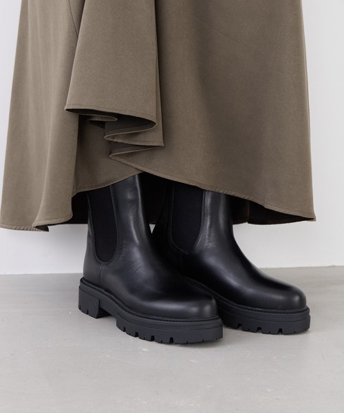 REMME(レメ)の「【REMME】サイドゴアブーツ-Side gore boots(ブーツ・レディース・ブラック・37/38)」の2枚目の写真