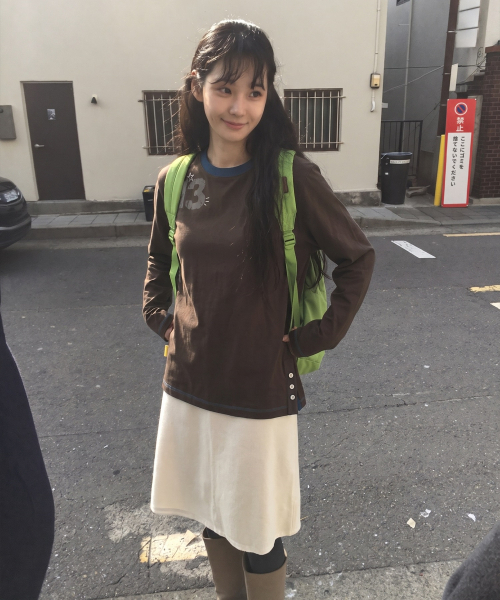 MAINBOOTH(メインブース)の「THIRTEEN Tシャツ(ブラウン)(Tシャツ/カットソー・レディース・その他・+1.0/2/3)」の4枚目の写真
