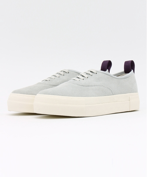 EYTYS（エイティス）の「EYTYS レザースニーカー（スニーカー・レディース・ボルドー/ライトグレー・35/37/38/36/39）」の2枚目の写真