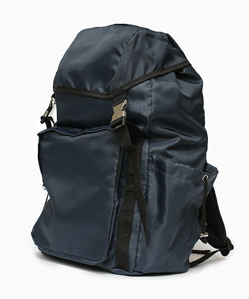 NANO universe（ナノユニバース）の「F/ナイロンリュック（バックパック/リュック・メンズ・ネイビー/キャメル/ブラック・FREE）」の3枚目の写真
