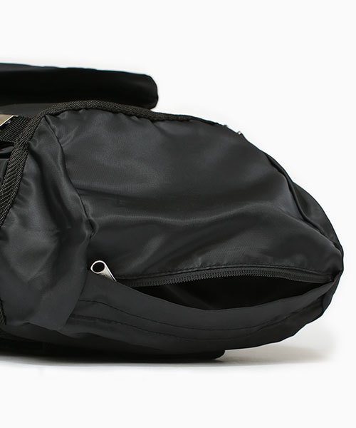 NANO universe（ナノユニバース）の「F/ナイロンリュック（バックパック/リュック・メンズ・ネイビー/キャメル/ブラック・FREE）」の13枚目の写真