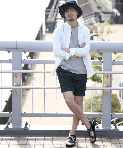 Denime(ドゥニーム)の「オックスフォード バンドカラーシャツ/OXFORD SHIRT(シャツ/ブラウス・メンズ・サックスブルー/ホワイト/イエロー・LARGE/X-LARGE/MEDIUM)」の13枚目の写真