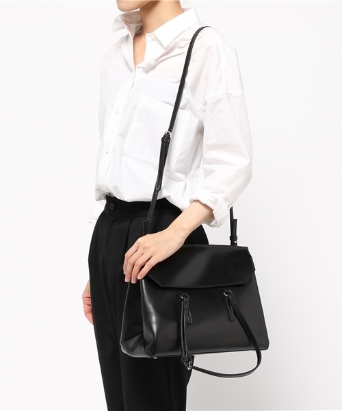 YAHKI（ヤーキ）の「YAHKI(ヤーキ)2WAYショルダーバッグ（ショルダーバッグ・レディース・ブルー/ベージュ/ブラック・FREE）」の10枚目の写真