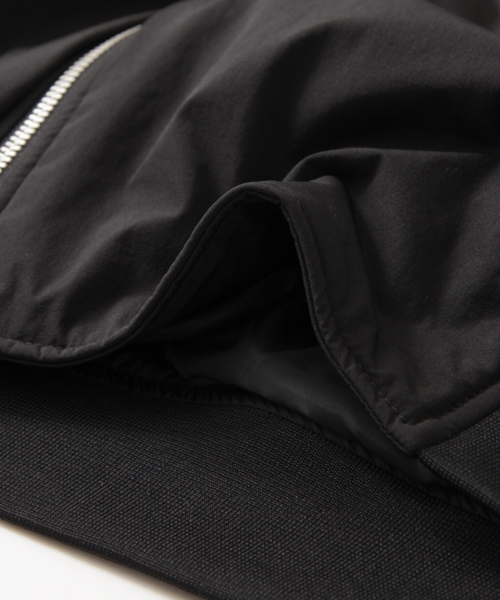 SENSE OF PLACE by URBAN RESEARCH（センスオブプレイスバイアーバンリサーチ）の「4WAYストレッチパテッドロングブルゾン（その他アウター・メンズ・ブラック/ダークブラウン・LARGE/MEDIUM）」の6枚目の写真