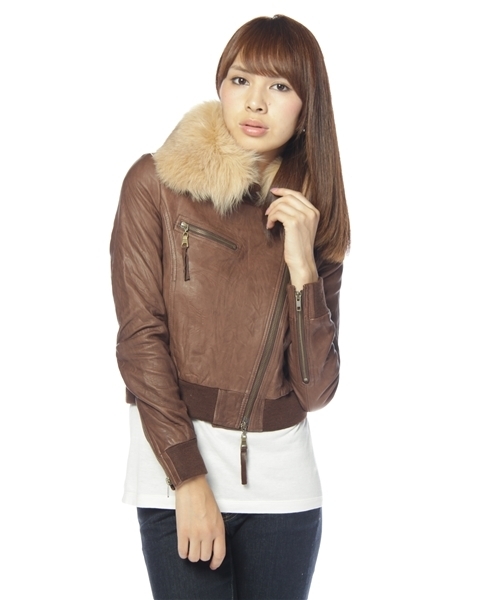 KariAng(カリアング)の「ファー衿リブライダース(ライダースジャケット・レディース・ブラック/ブラウン・SMALL/MEDIUM)」の2枚目の写真