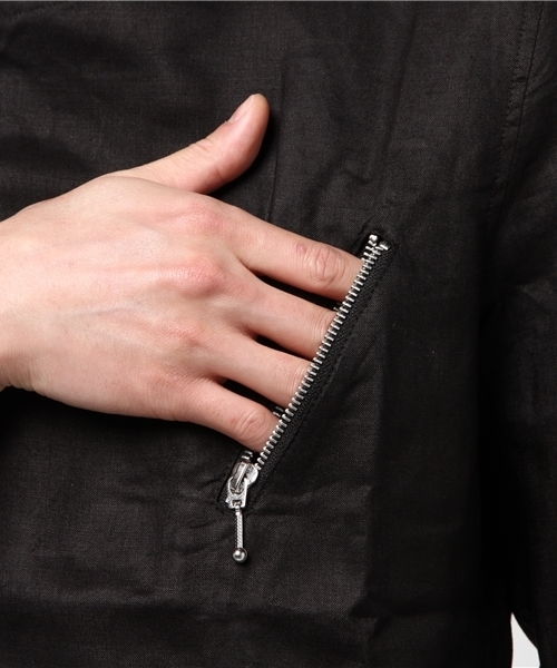 VENCEEXCHANGE（ヴァンスエクスチェンジ）の「7分袖ノーカラーライダース               （ライダースジャケット・メンズ・ブラック/オリーブ・MEDIUM/LARGE）」の8枚目の写真