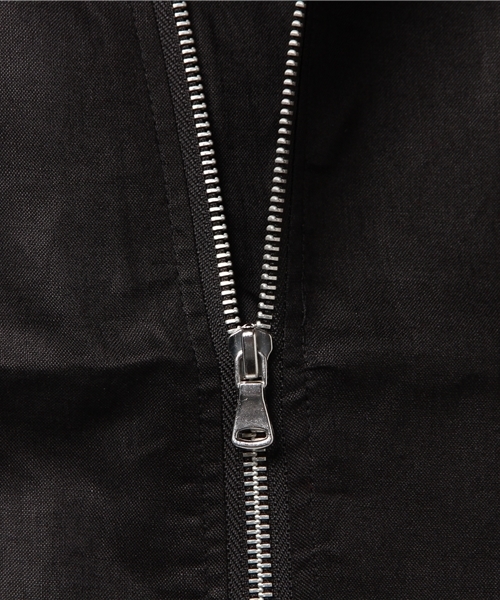 VENCEEXCHANGE（ヴァンスエクスチェンジ）の「7分袖ノーカラーライダース               （ライダースジャケット・メンズ・ブラック/オリーブ・MEDIUM/LARGE）」の11枚目の写真