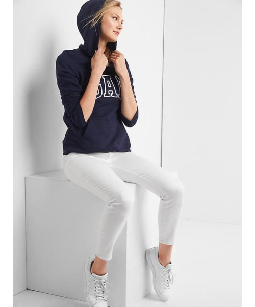 GAP（ギャップ）の「Gap フリースロゴ プルオーバーパーカー（パーカー・レディース・グレー/ネイビー/ブラック/ホワイト・XS/L/XXS/M/S）」の6枚目の写真