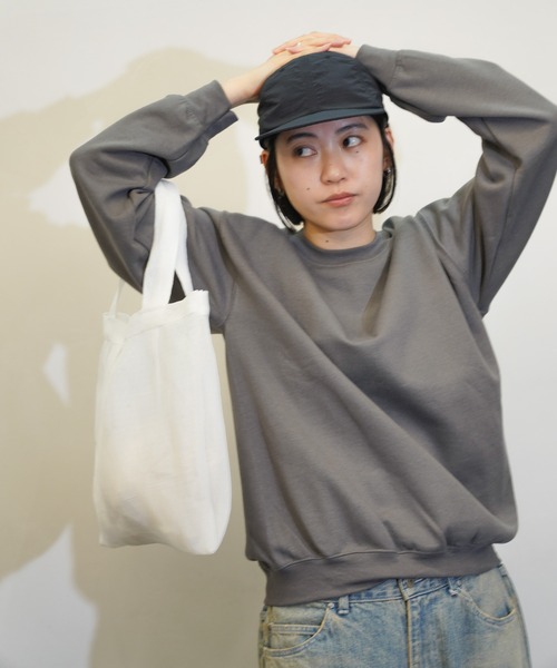 C.E.L.STORE（セルストア）の「【ZOZOTOWN限定】GILDAN/ギルダン 8OZ CREW SWEATクルースウェット(ユニセックス)（スウェット・メンズ・ブラック/ネイビー/グレー/ロイヤルブルー/レッド/ホワイト/ライトグリーン/オレンジ/オリーブ/ゴールド/ライトブルー/ライトピンク/サンドベージュ/パープル/ダークグリーン/レッド系その他/ライトパープル/ミント/ライトグレー/ダークブラウン/ワイン系1/チャコール・MEDIUM/LARGE/X-LARGE/XX-LARGE/SMALL）」の6枚目の写真