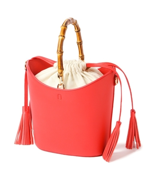 Andemiu(アンデミュウ)の「バンブーモチテバケツショルダー790481(ショルダーバッグ・レディース・ブラック/レッド/キャメル・FREE)」の4枚目の写真