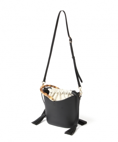 Andemiu(アンデミュウ)の「バンブーモチテバケツショルダー790481(ショルダーバッグ・レディース・ブラック/レッド/キャメル・FREE)」の10枚目の写真