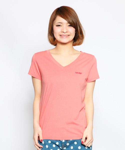 X-girl（エックスガール）の「BASIC V-NECK TEE（Tシャツ/カットソー・レディース・ホワイト/ブラック/チャコールグレー/ピンク・1/2）」の4枚目の写真