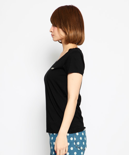 X-girl（エックスガール）の「BASIC V-NECK TEE（Tシャツ/カットソー・レディース・ホワイト/ブラック/チャコールグレー/ピンク・1/2）」の5枚目の写真
