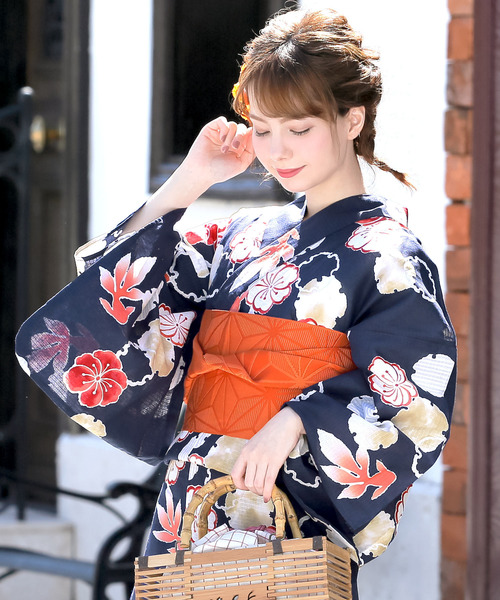 bonheur saisons（ボヌールセゾン）の「浴衣3点セット （浴衣＋帯＋下駄）「bonheur saisons/ボヌールセゾン」（浴衣・レディース・ブルー系その他/ホワイト系その他/ブラック系その他/グレー系その他2/グレー系その他3/ブルー系その他2/ブルー系その他3/ブルー系その他4/ネイビー/ブルー系その他7/ブルー系その他6/ブルー系その他5・FREE/フリー）」の6枚目の写真