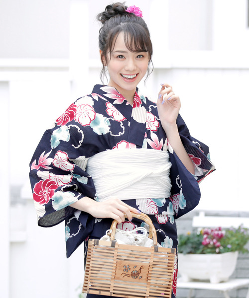 bonheur saisons（ボヌールセゾン）の「浴衣3点セット （浴衣＋帯＋下駄）「bonheur saisons/ボヌールセゾン」（浴衣・レディース・ブルー系その他/ホワイト系その他/ブラック系その他/グレー系その他2/グレー系その他3/ブルー系その他2/ブルー系その他3/ブルー系その他4/ネイビー/ブルー系その他7/ブルー系その他6/ブルー系その他5・FREE/フリー）」の12枚目の写真