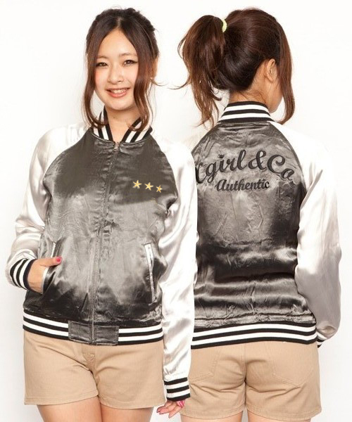 X-girl(エックスガール)の「EMBROIDERY RVS JUMPER(ブルゾン・レディース・ブラック/ブルー・1/2)」の6枚目の写真