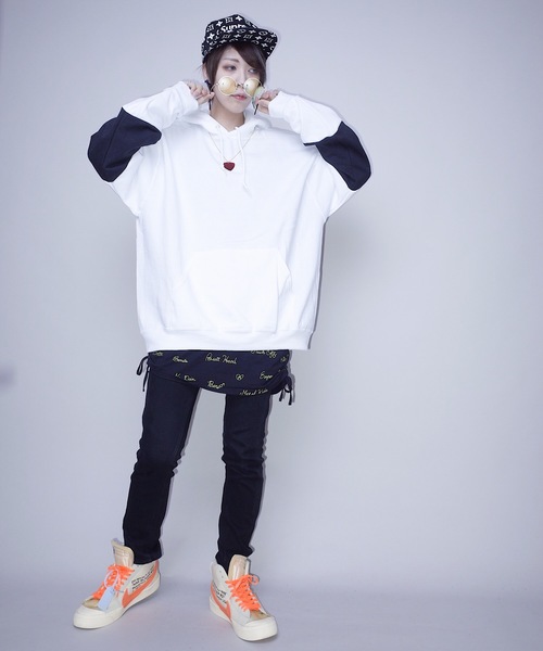 JERZEES（ジャージーズ）の「JERZEES LIMITED PULLOVER HOOD SW F/ ジャージーズリミテッドプルオーバーフードスウェット（パーカー・レディース・ホワイト系その他3/ブラック系その他3/ホワイト系その他/ブラック系その他/ブラック系その他2/ホワイト系その他2・X-LARGE）」の7枚目の写真