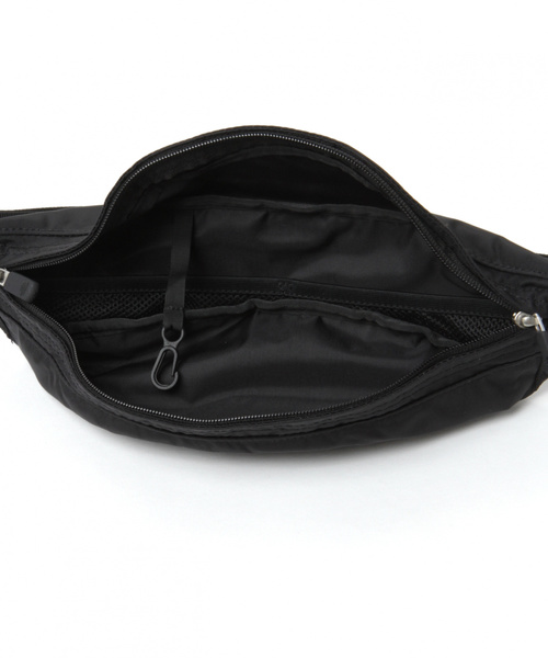 THE NORTH FACE（ザノースフェイス）の「【THE NORTH FACE(ザノースフェイス)】GRANULE（ボディバッグ/ウエストポーチ・レディース・ブラック・FREE）」の7枚目の写真