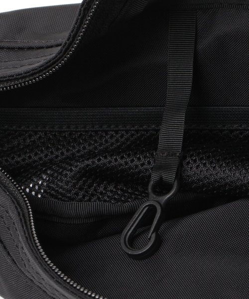 THE NORTH FACE（ザノースフェイス）の「【THE NORTH FACE(ザノースフェイス)】GRANULE（ボディバッグ/ウエストポーチ・レディース・ブラック・FREE）」の8枚目の写真
