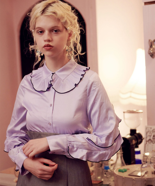 lissi Boutique（リージーブティック）の「襟袖フリル付きシャツ（シャツ/ブラウス・レディース・ライトパープル/ホワイト/ピンク・FREE）」の3枚目の写真