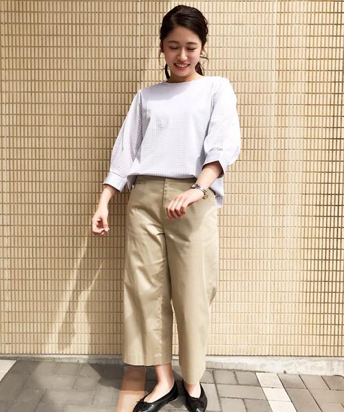 Petit Honfleur（プチオンフルール）の「◇カタログ掲載◇クロプトパンツ（その他パンツ・レディース・カーキ/ベージュ/ネイビー・67/64/61/70）」の21枚目の写真