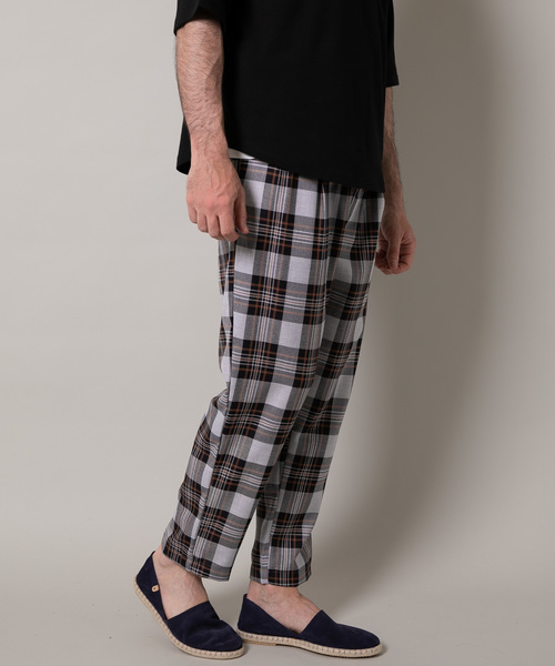 YARD PLUS(ヤードプリュス)の「YARD PLUS 2タックイージーチェックパンツ(その他パンツ・メンズ・ブラウン/ブルー・MEDIUM/LARGE)」の21枚目の写真