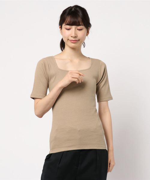 LOWRYS FARM（ローリーズファーム）の「スクエアリブタイトＳＳ　837871（Tシャツ/カットソー・レディース・ブラック/ブラウン/オフホワイト/グリーン/ベージュ・MEDIUM/LARGE）」の6枚目の写真