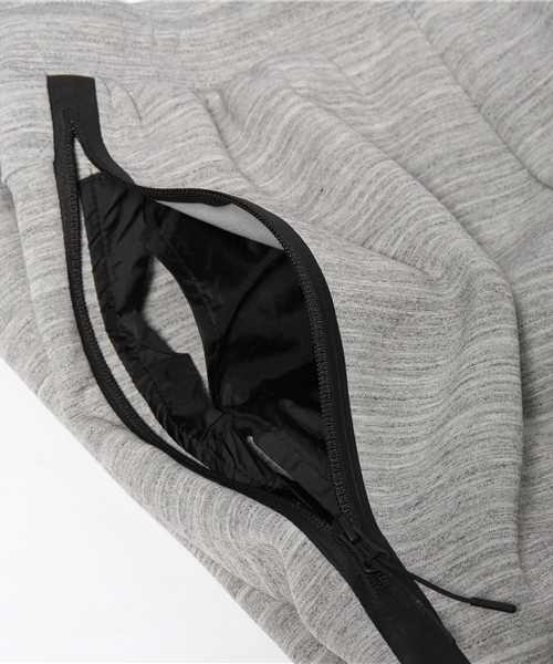 green label relaxing（グリーンレーベルリラクシング）の「★[ナイキ]NIKE TECH パンツ（その他パンツ・メンズ・グレー・MEDIUM/SMALL/LARGE）」の5枚目の写真