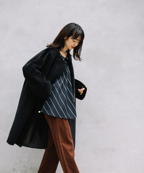 MARECHAL TERRE(マルシャルテル)の「リバーシブルビックシルエットムートンコート(ムートンコート・レディース・ブラック/ブラウン/カーキ/モカ・SMALL/MEDIUM)」の1枚目の写真