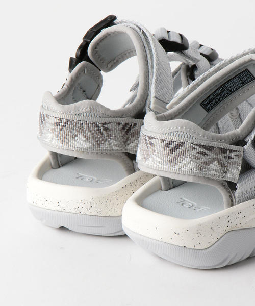 Teva（テバ）の「＜TEVA（テバ）＞HURRICANE ハリケーン XLT 2 ALP サンダル（サンダル・レディース・オリーブ/ブラック/ライトグレー/ネイビー・7/5/6）」の5枚目の写真