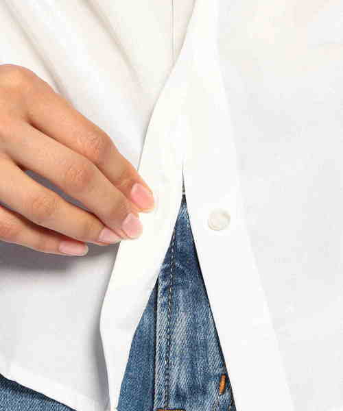 NARACAMICIE(ナラカミーチェ)の「ファインラスターサテンボウタイ長袖ブラウス(シャツ/ブラウス・レディース・ホワイト/カーキ・SMALL/MEDIUM/LARGE)」の8枚目の写真