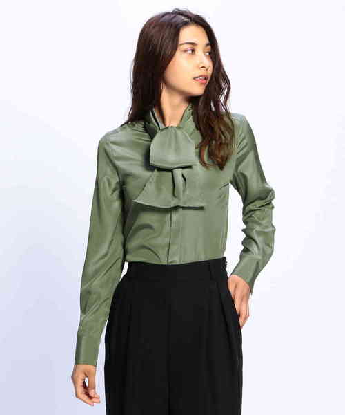 NARACAMICIE(ナラカミーチェ)の「ファインラスターサテンボウタイ長袖ブラウス(シャツ/ブラウス・レディース・ホワイト/カーキ・SMALL/MEDIUM/LARGE)」の17枚目の写真