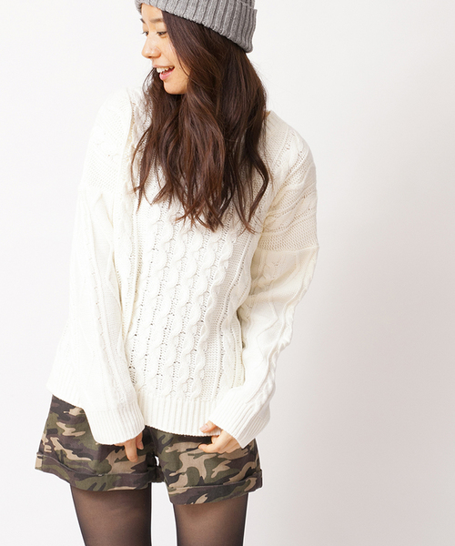 WEGO（ウィゴー）の「WEGO/ハイウエストタックショーツ（チノパンツ・レディース・ブラック/インディゴブルー/ネイビー/その他1・FREE）」の4枚目の写真