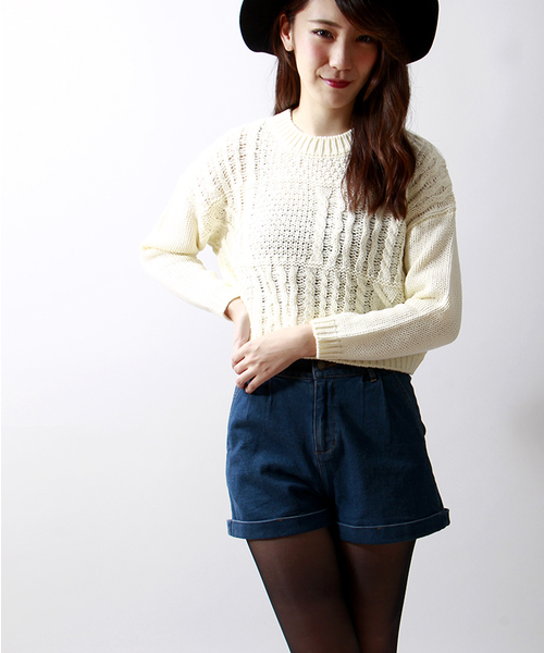 WEGO（ウィゴー）の「WEGO/ハイウエストタックショーツ（チノパンツ・レディース・ブラック/インディゴブルー/ネイビー/その他1・FREE）」の3枚目の写真