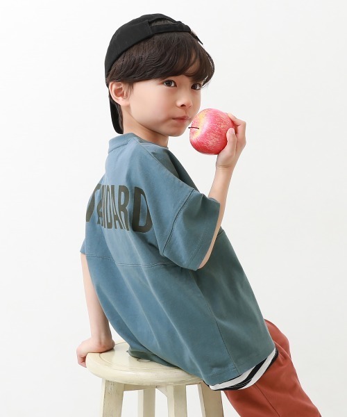 devirock（デビロック）の「バックロゴプリント半袖Tシャツ（Tシャツ/カットソー・キッズ・パープル系その他/モカ/ピンク系その他/イエロー系その他/パープル/ブルーグレー/ベージュ/ブラック/ダークオリーブ/ホワイト/ダークベージュ/ネイビー/ブルー系その他/バイオレット/グリーン系その他/グレー系その他/パープル系その他2・110cm/100cm/160cm/90cm/140cm/130cm/150cm/120cm/80ｃｍ）」の3枚目の写真