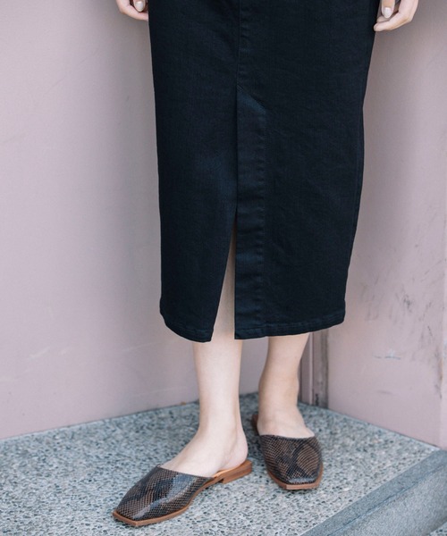 Munich(ミューニック)の「ウォッシュ10.5ozハイブリッドデニム タイトスカート(デニムスカート・レディース・ブラック/インディゴブルー・S/M/XS)」の12枚目の写真