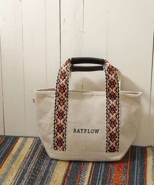 BAYFLOW(ベイフロー)の「ジャガードテープロゴトートM 20AW(トートバッグ・レディース・ナチュラル/グレー・FREE)」の1枚目の写真