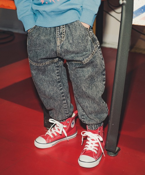 RADCHAP（ラッドチャップ）の「ケミカルデニムジョガーパンツ（デニムパンツ・キッズ・ブラック/サックスブルー・90cm/110cm/100cm/120cm/130cm/140cm）」の17枚目の写真