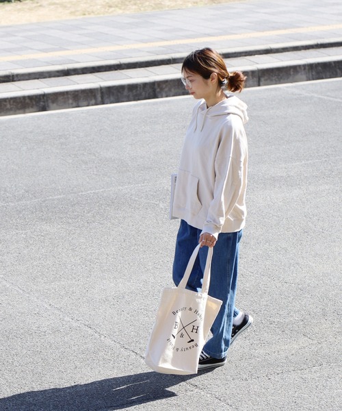 Beauty&Habit（ビューティアンドハビット）の「【Beauty&Habit】ワンポイントロゴワッペンパーカー（パーカー・メンズ・ベージュ/ブラウン/グリーン系その他・M/L/XL）」の7枚目の写真