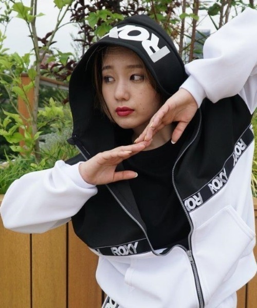 ROXY(ロキシー)の「BRUSH ZIP/ロキシー パーカー ジップアップ フィットネス ジム ヨガ ランニング ルームウェア・ワンマイルウェアにも(パーカー・レディース・ホワイト/ブルー/ブラック・SMALL/MEDIUM/LARGE)」の2枚目の写真