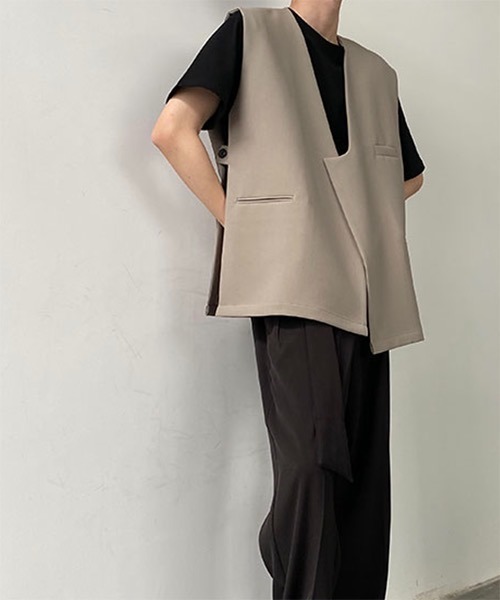 WESTBOY(ウエストボーイ)の「【COLN】Square Cut No-Collar Gillet Vest(ベスト・メンズ・ベージュ・L/XL)」の6枚目の写真