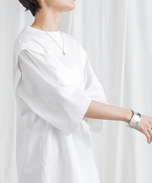 CIENA(シエナ)の「USAコットン肩ディティールロングTee(Tシャツ/カットソー・レディース・ブラック/オフホワイト・FREE)」の6枚目の写真