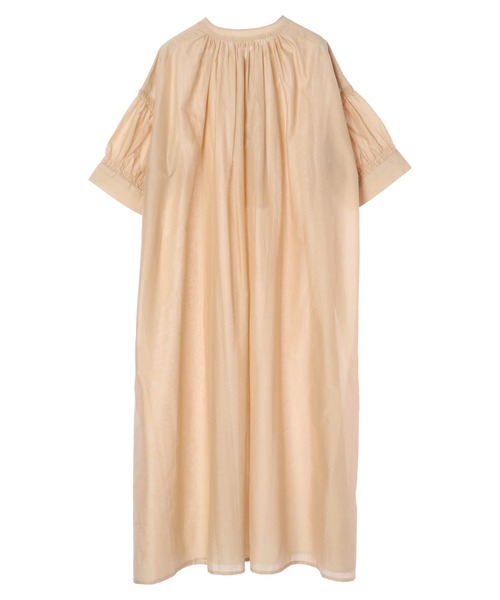 earth music&ecology(アースミュージックアンドエコロジー)の「シャーリングスリーブワンピース *(ワンピース・レディース・ブラック/ベージュ/オフホワイト/サックスブルー・FREE)」の12枚目の写真