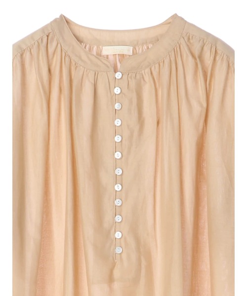 earth music&ecology(アースミュージックアンドエコロジー)の「シャーリングスリーブワンピース *(ワンピース・レディース・ブラック/ベージュ/オフホワイト/サックスブルー・FREE)」の15枚目の写真