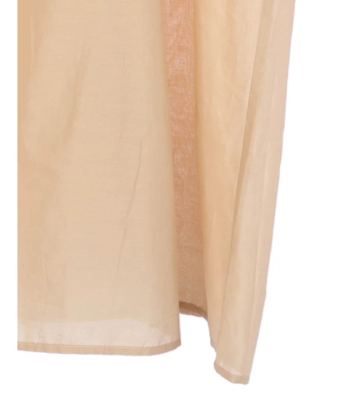 earth music&ecology(アースミュージックアンドエコロジー)の「シャーリングスリーブワンピース *(ワンピース・レディース・ブラック/ベージュ/オフホワイト/サックスブルー・FREE)」の8枚目の写真